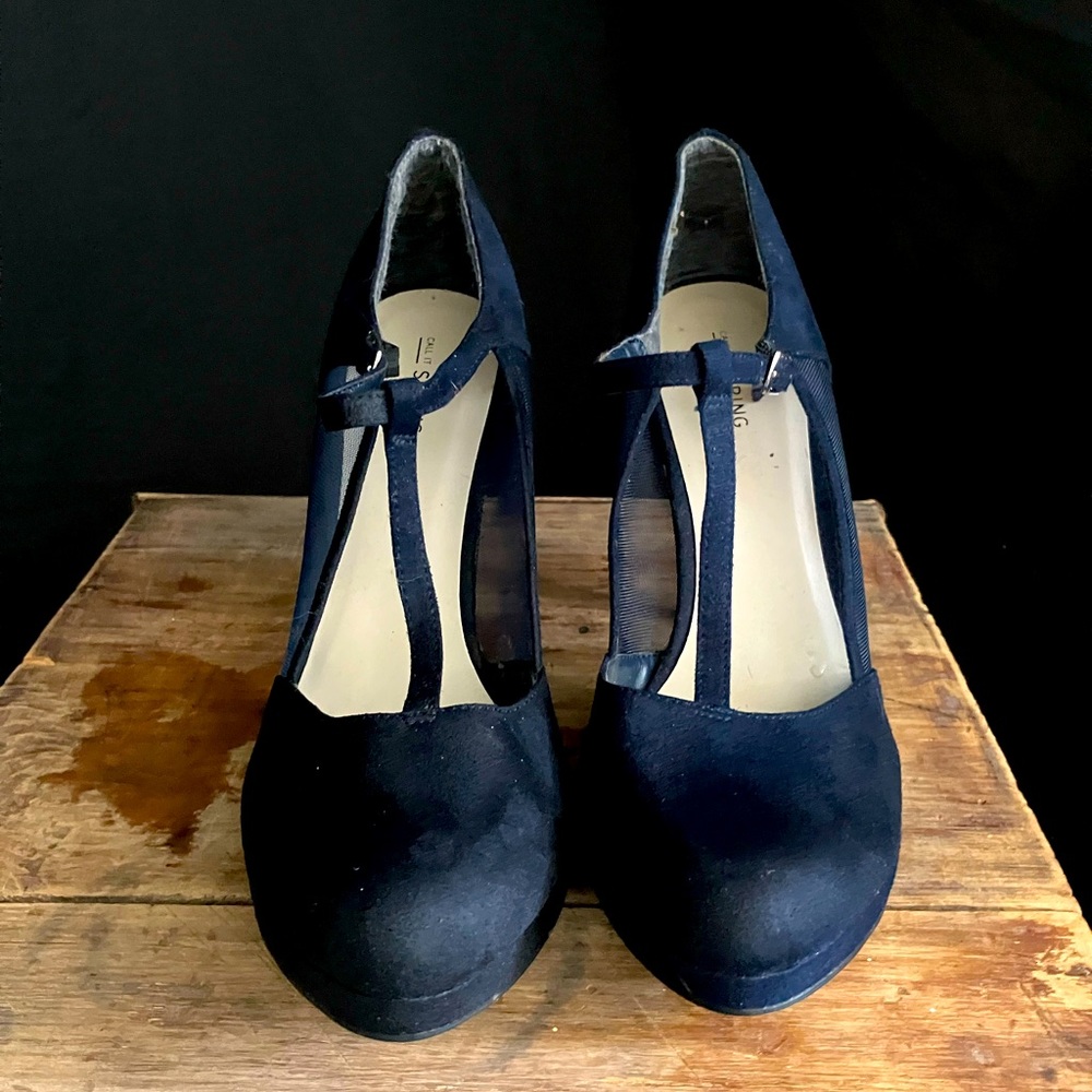 Women’s stiletto shoes by Call it Spring